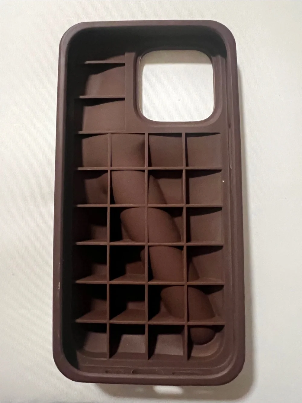 LNIB rhode iPhone 13 Pro Espresso Peptide Lip Holder Silky Silicone Case